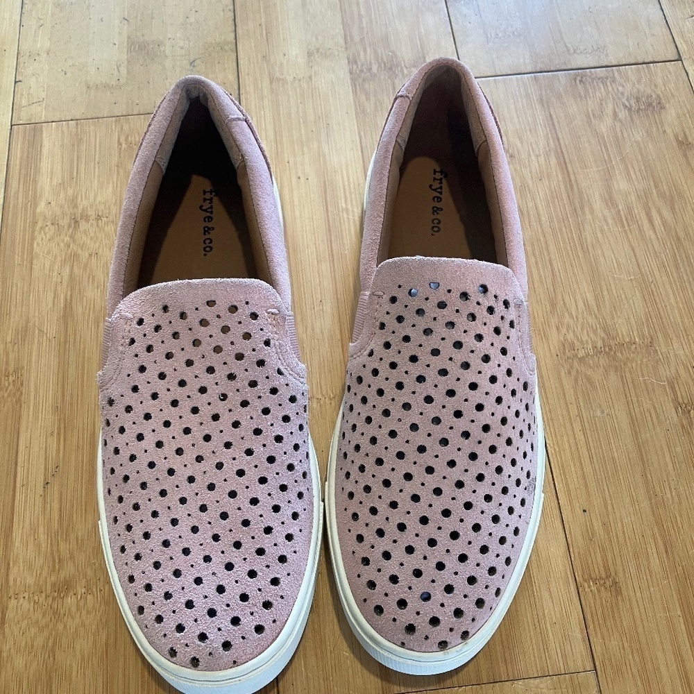 NWOT Frye Shoes Frye & Co Peggy Perforated Sneakers Size 7